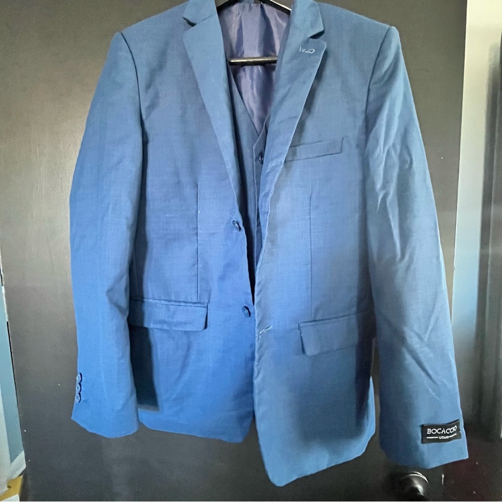 Teen Boy 3pc Navy Blue Suit with Jacket, vest and pants.